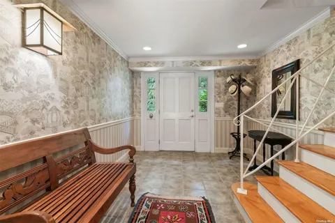 $1,799,000 | 20 Sheep Lane, Locust Valley, NY 11560