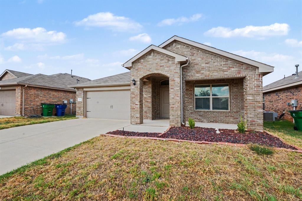 809 Rutherford Drive Crowley, TX 76036 - Photo 30 of 30 Gallery Image 30