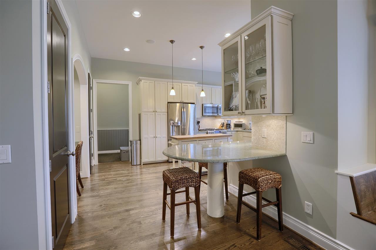 1440 Washington Rochester, MI 48306 - Photo 19 of 50 50011642-24.JPG
