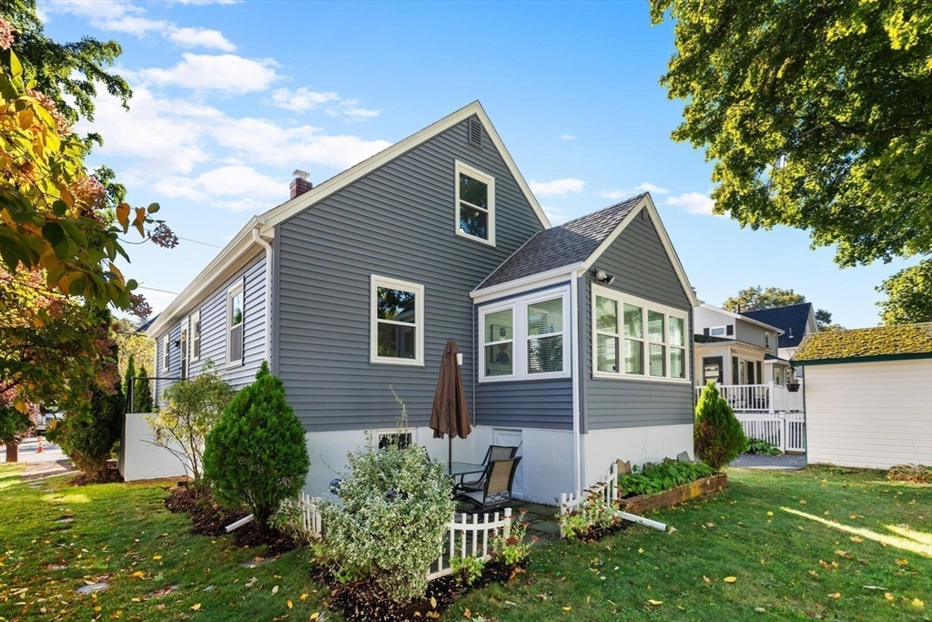108 Derby Road Melrose, MA 02176 - Photo 30 of 38 Gallery Image 30