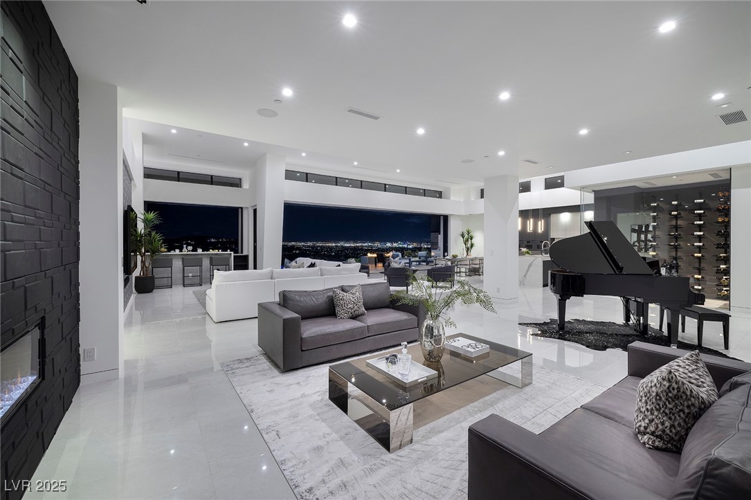 643 Cityview Ridge Drive Henderson, NV 89012 - Photo 10 of 54