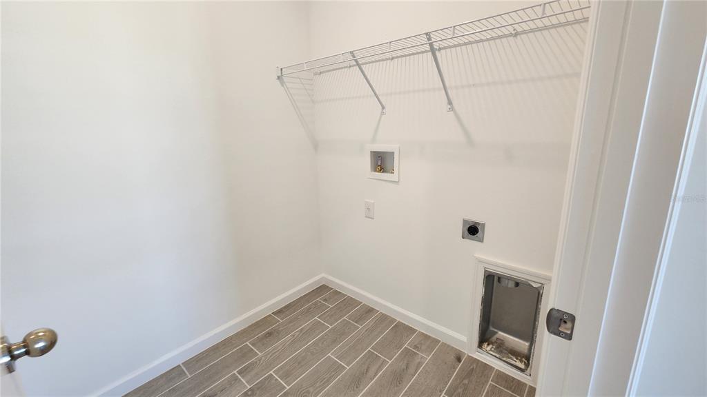 4530 Northwest 14th Loop Ocala, FL 34482 - Photo 18 of 19 Laundry room
