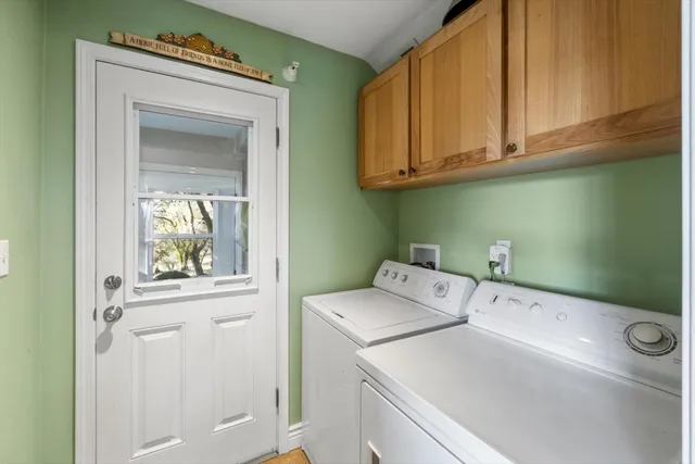 a view of a yard with a tree