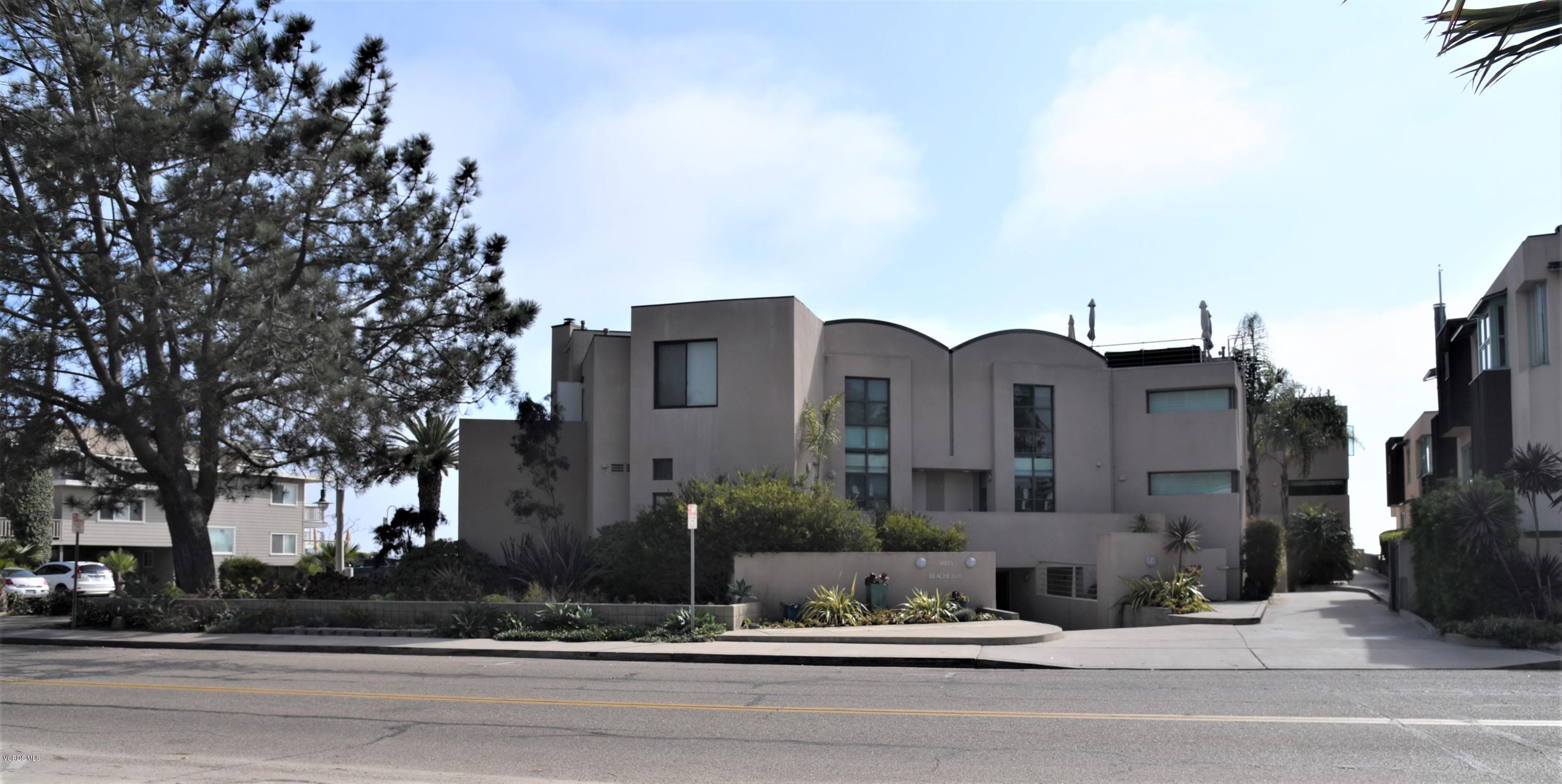 4885 Sandyland Road, Unit 2 Carpinteria, CA 93013 - Photo 34 of 39 a view of a building along the street