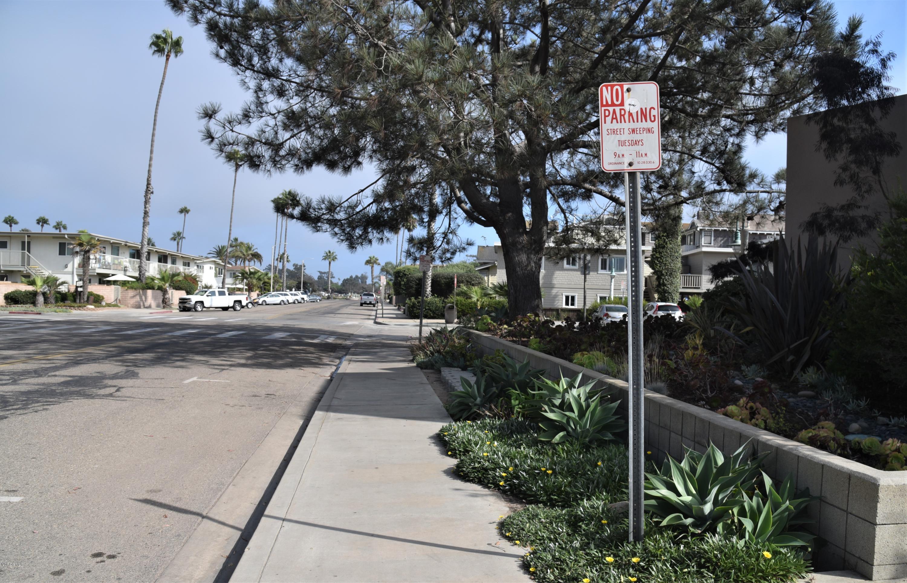 4885 Sandyland Road, Unit 2 Carpinteria, CA 93013 - Photo 38 of 39 a view of a street with houses on the roadside