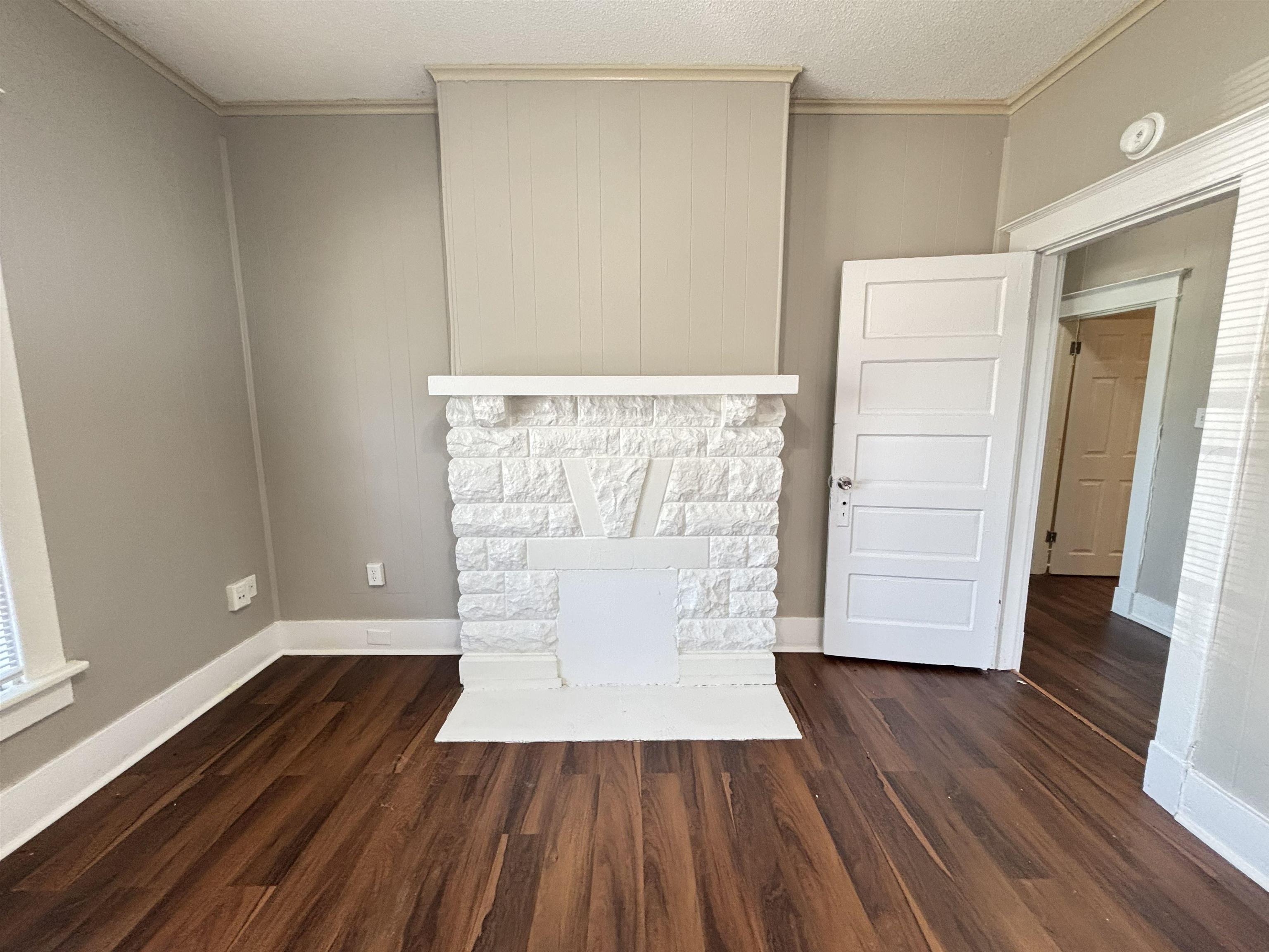 696 Decatur Street Memphis, TN 38107 - Photo 3 of 15