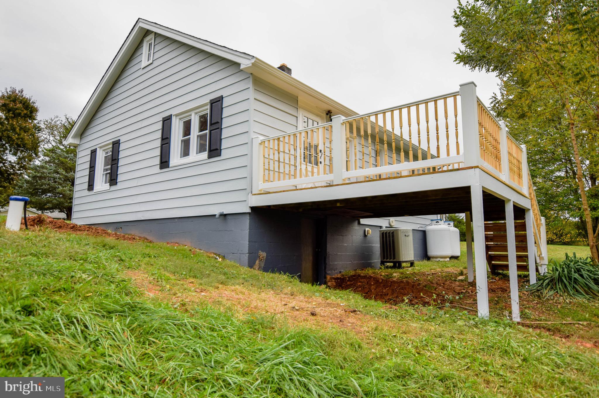 14070 Norman Road Culpeper, VA 22701 - Photo 5 of 18 Gallery Image 5