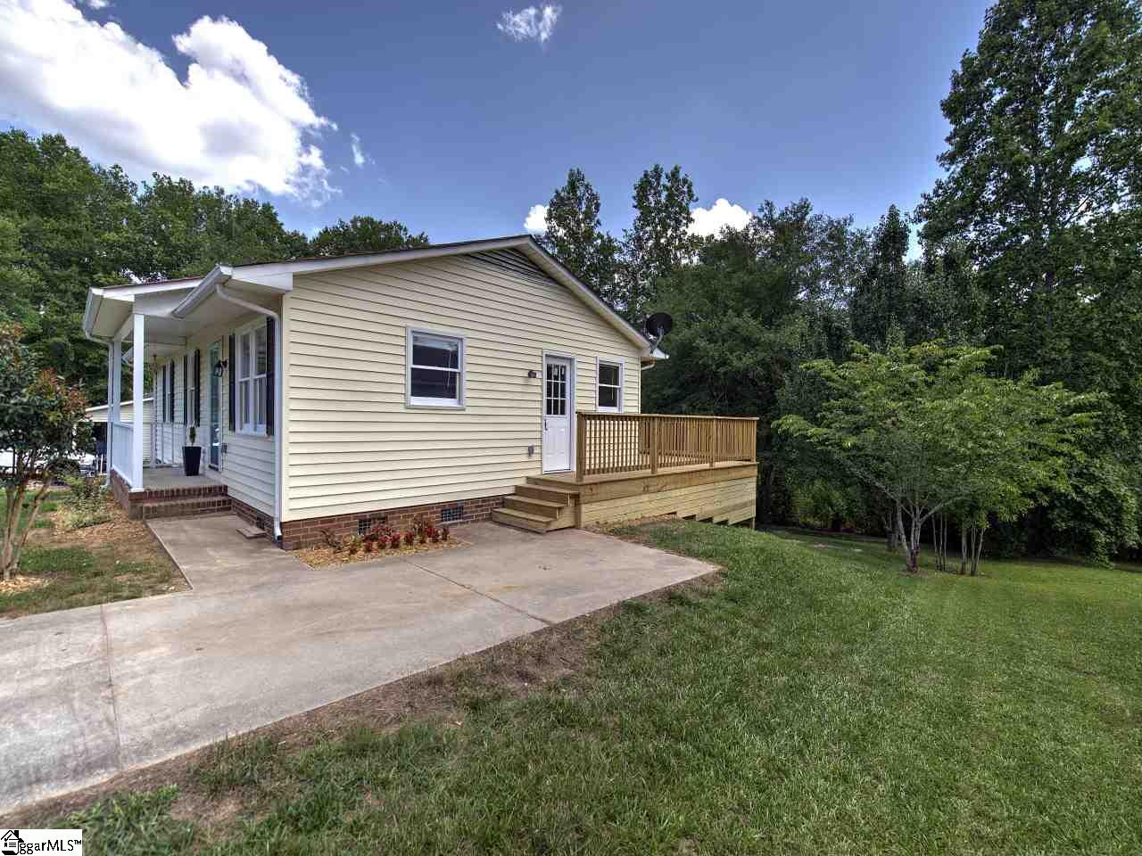201 Beaver Creek Road Marietta, SC 29661 - Photo 3 of 22 Gallery Image 3