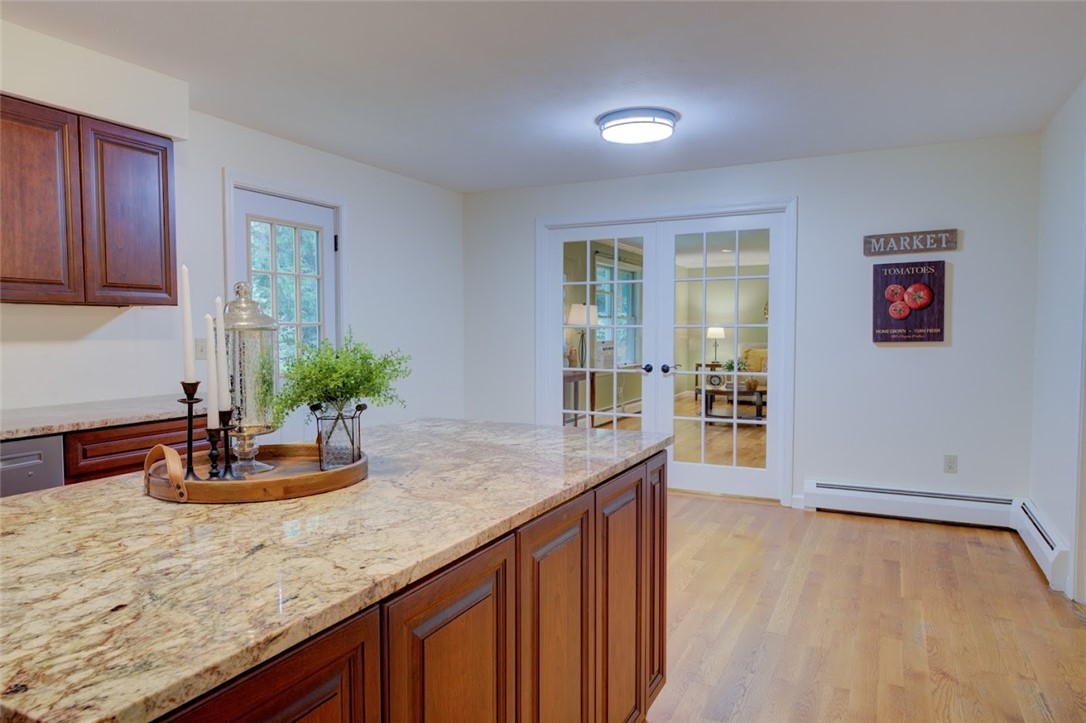 31 Edgewater Road Narragansett, RI 02882 - Photo 21 of 48