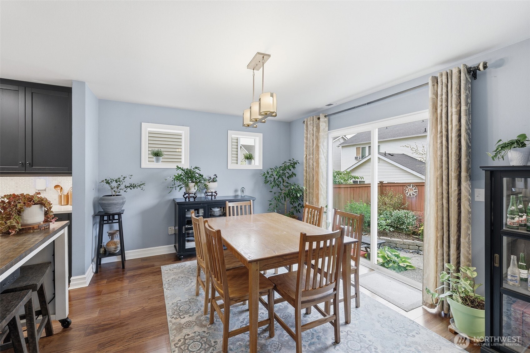 305 Lynnwood Avenue Southeast Renton, WA 98056 - Photo 12 of 28
