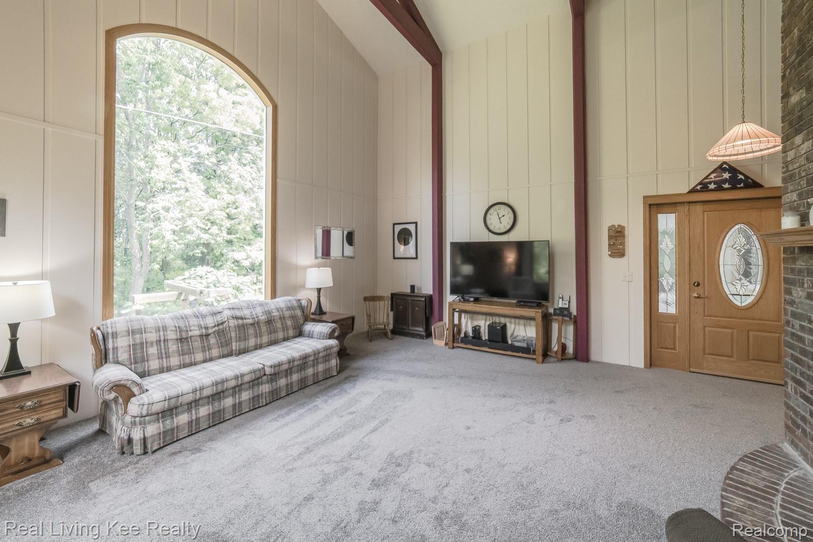 3875 Metamora Road Oxford, MI 48371 - Photo 8 of 36 3875 Metamora-13.jpg