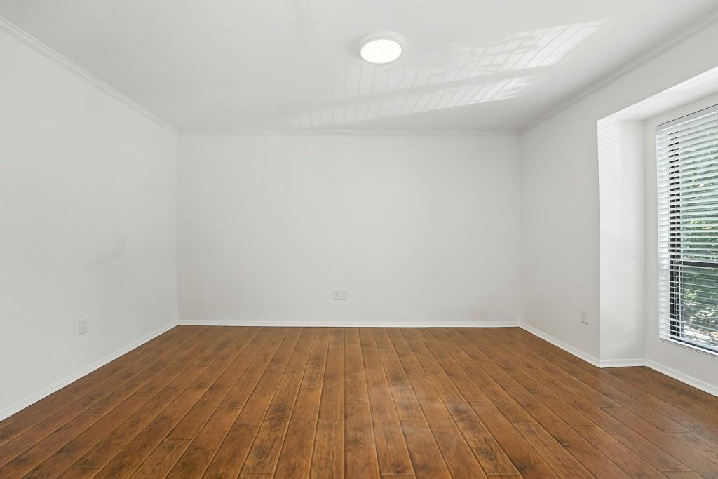 217 Tuxworth Circle Decatur, GA 30033 - Photo 20 of 38 wooden floor in a room