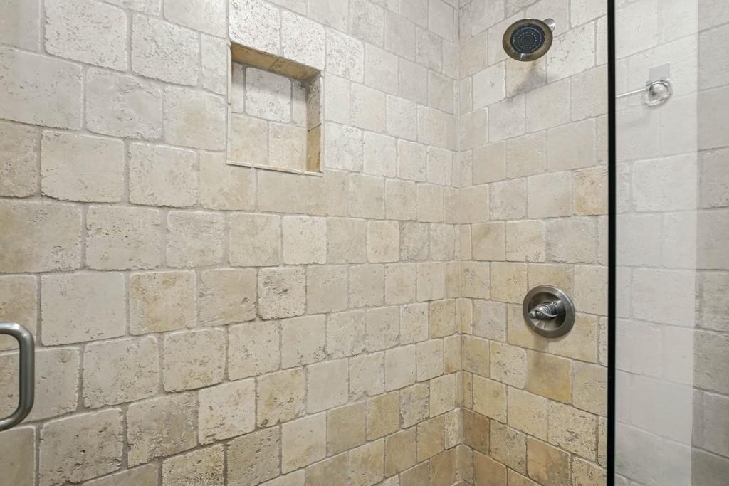 217 Tuxworth Circle Decatur, GA 30033 - Photo 25 of 38 a bathroom with a shower