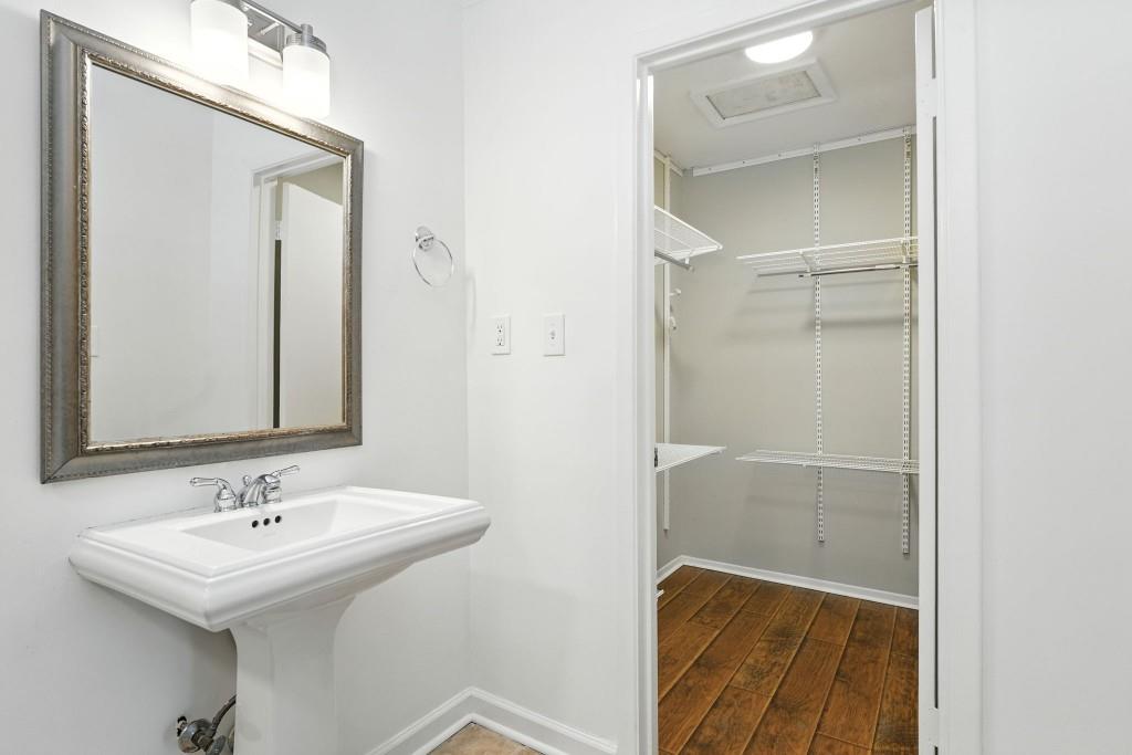 217 Tuxworth Circle Decatur, GA 30033 - Photo 26 of 38 a bathroom with a sink and a mirror