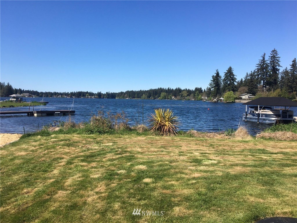 845 173rd Street South Spanaway, WA 98387 - Photo 2 of 12