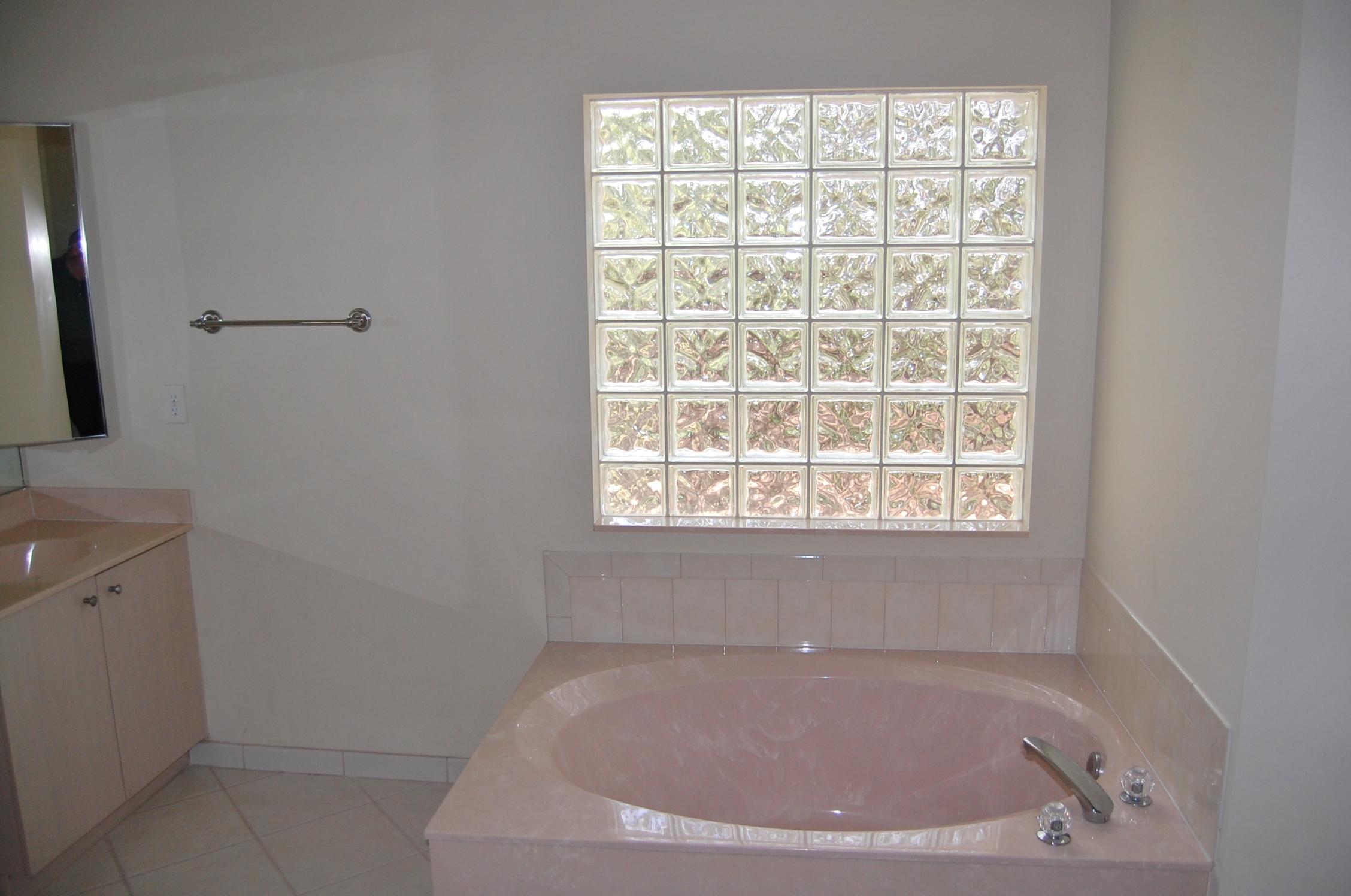 7196 Southeast Magellan Lane Stuart, FL 34997 - Photo 11 of 31 Master Bath
