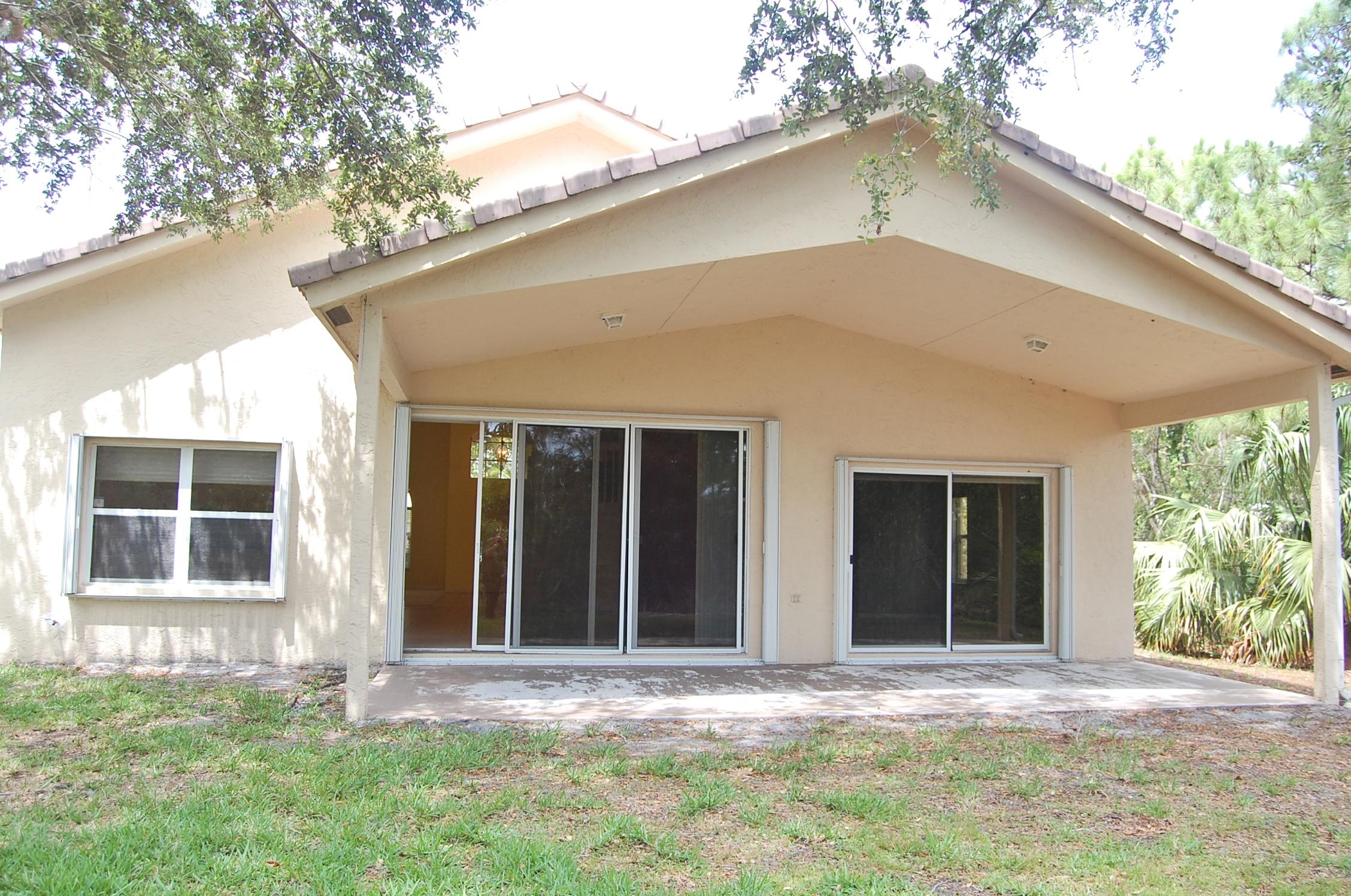 7196 Southeast Magellan Lane Stuart, FL 34997 - Photo 24 of 31 Back of House