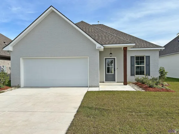 $290,210 | 17251 Lakefront Lane, Baton Rouge, LA 70810