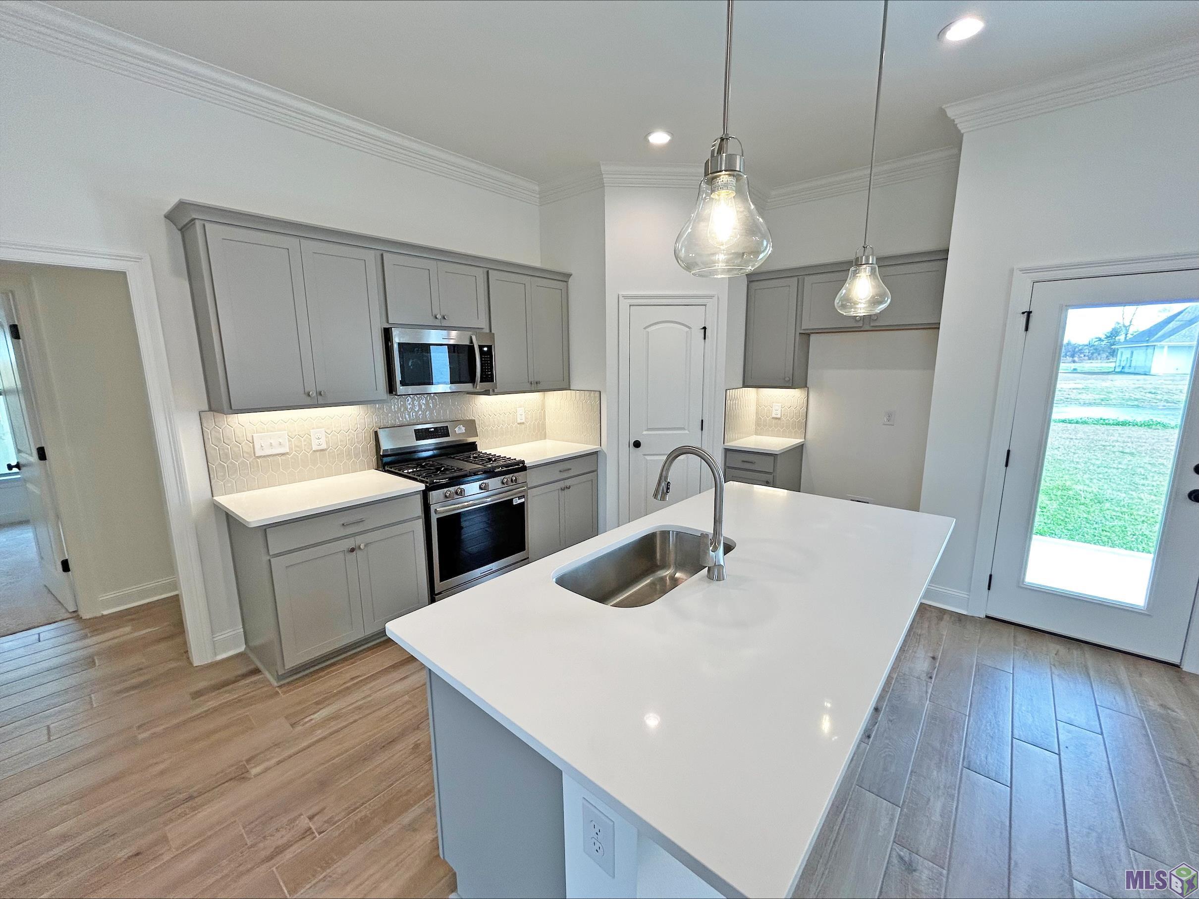 17251 Lakefront Lane Baton Rouge, LA 70810 - Photo 4 of 14