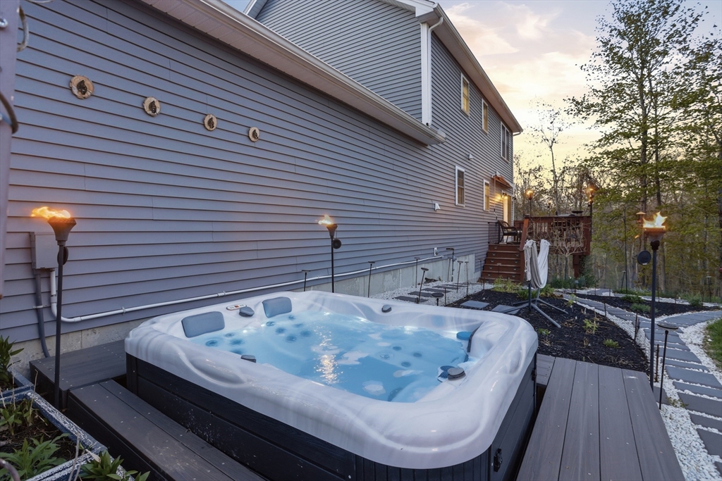 131 Damon Road Fitchburg, MA 01420 - Photo 34 of 42 Gallery Image 34