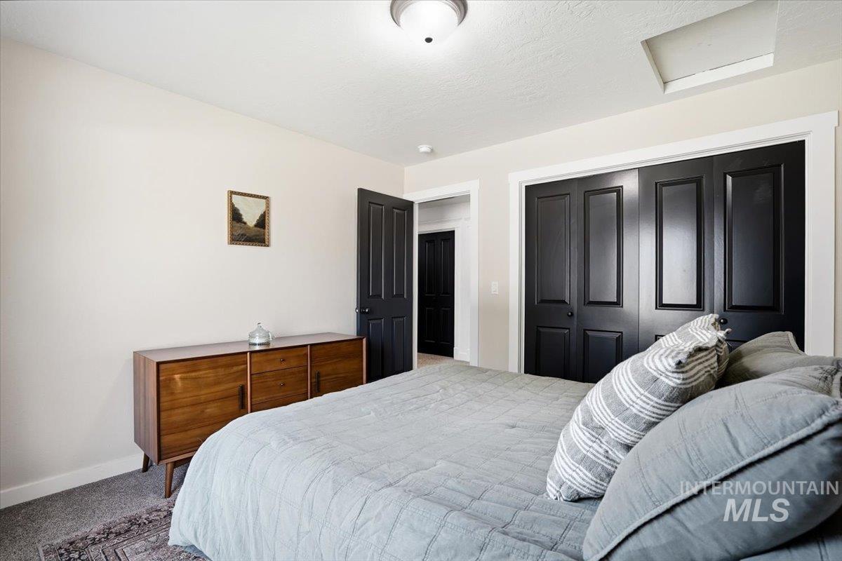 342 North Clearpoint Way Eagle, ID 83616 - Photo 31 of 50 Bedroom featuring carpet floors and a closet