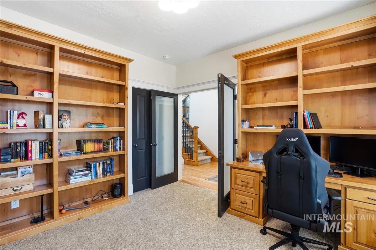 342 North Clearpoint Way Eagle, ID 83616 - Photo 9 of 50 Office space with light colored carpet