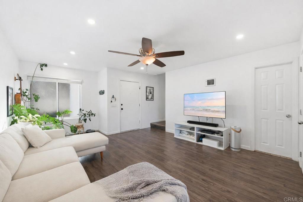 955 Postal Way, Unit 58 Vista, CA 92083 - Photo 5 of 24