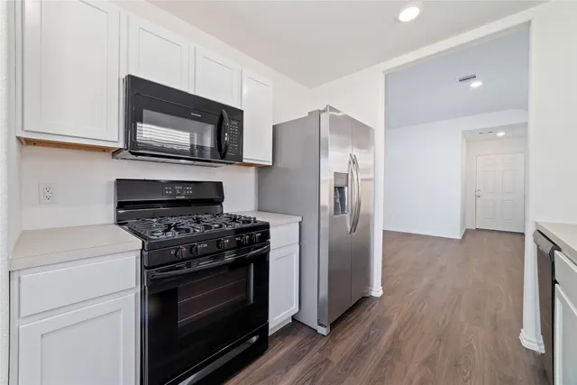 $1,900 | 27022 Vista Fld Drive, Katy, TX 77493