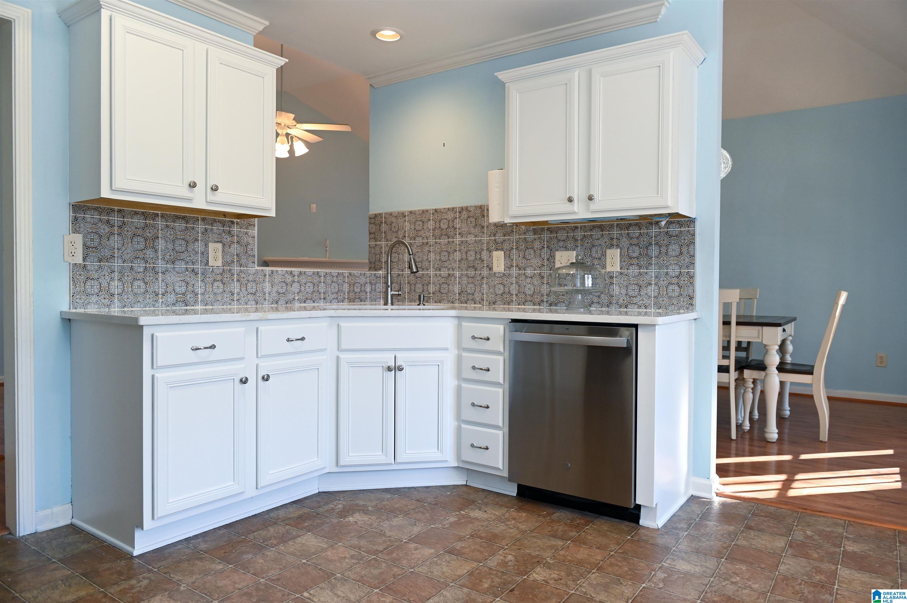 133 Paddington Station Alabaster, AL 35114 - Photo 6 of 36