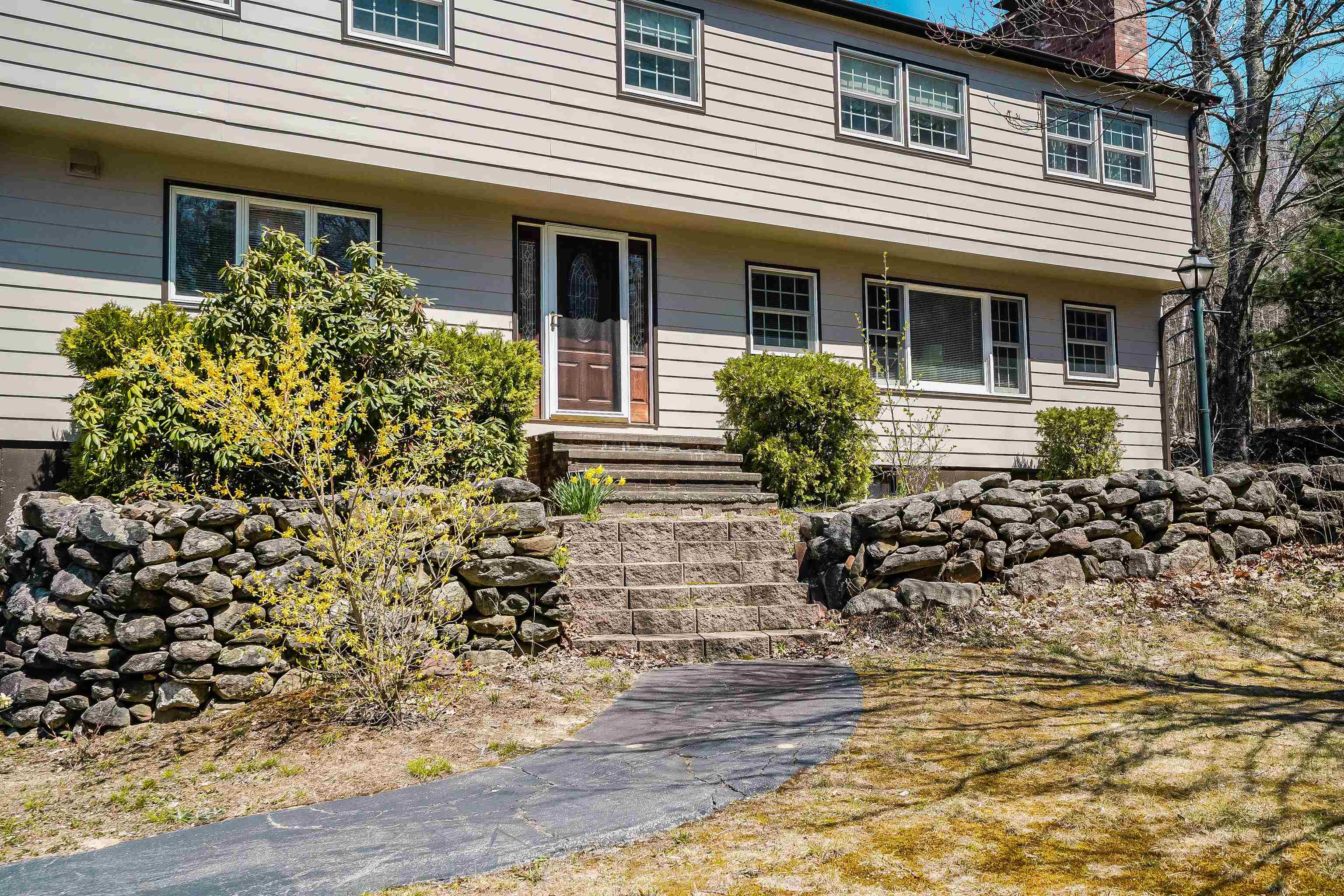 75 South Bow Road Bow, NH 03304 - Photo 2 of 38
