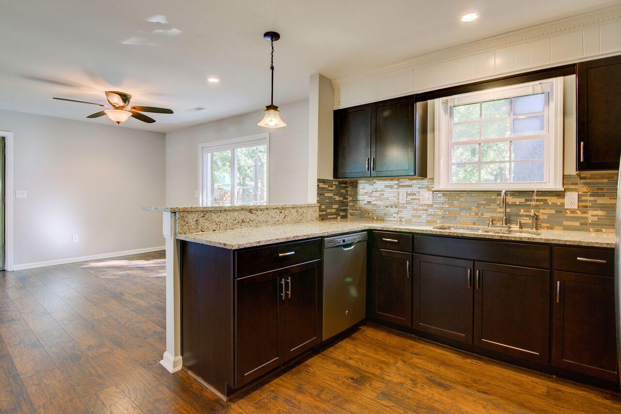 812 Bowman Road Mount Pleasant, SC 29464 - Photo 11 of 30 11