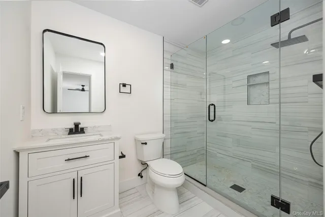 $899,000 | 7441 South Broadway, Red Hook, NY 12571