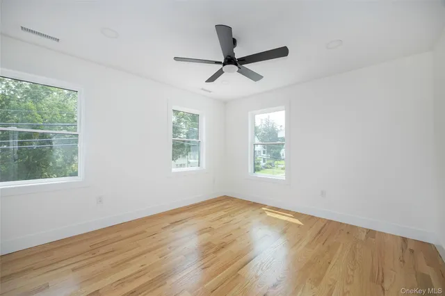 $899,000 | 7441 South Broadway, Red Hook, NY 12571