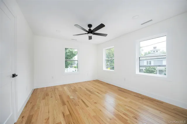 $899,000 | 7441 South Broadway, Red Hook, NY 12571