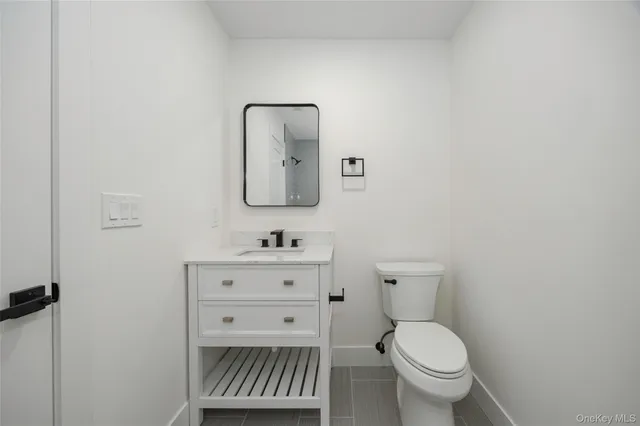 $899,000 | 7441 South Broadway, Red Hook, NY 12571