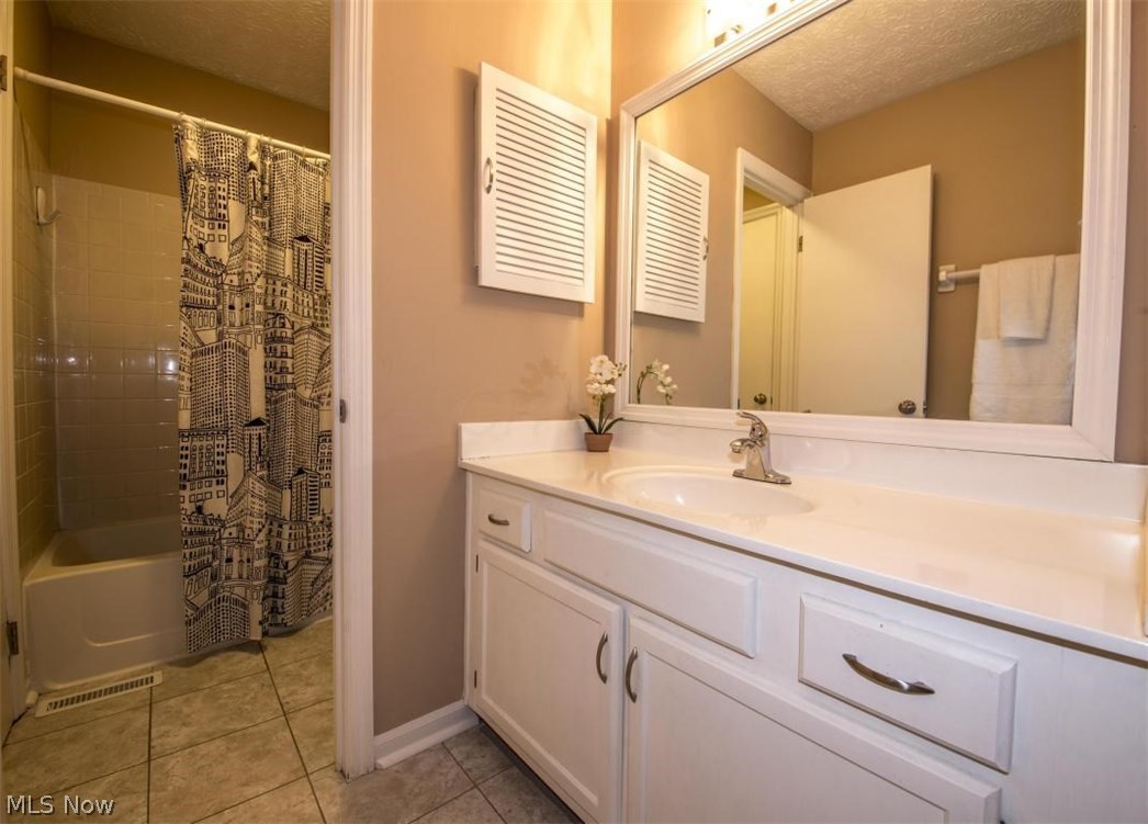 5268 Timberline Road, Unit 128 Columbus, OH 43220 - Photo 16 of 26 Gallery Image 16