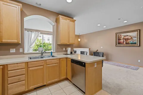 $275,000 | 7509 Parkridge Way, Savage, MN 55378
