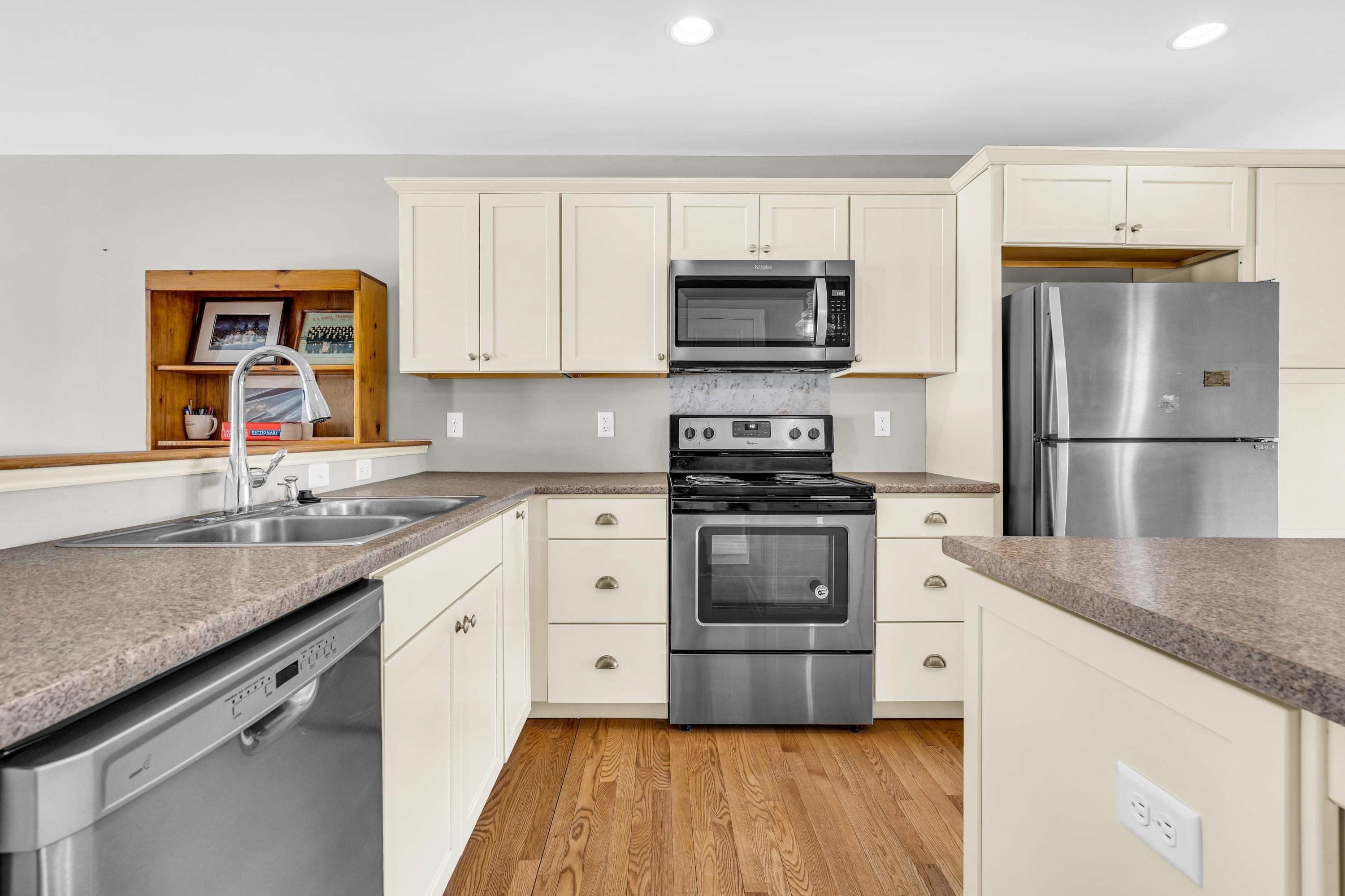 4 Kason Lane, Unit 103 Biddeford, ME 04005 - Photo 7 of 34 22-DSC06978