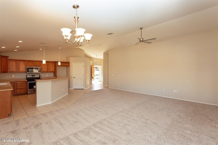 474 South Stone Bench Road Vail, AZ 85641 - Photo 6 of 22 Gallery Image 6