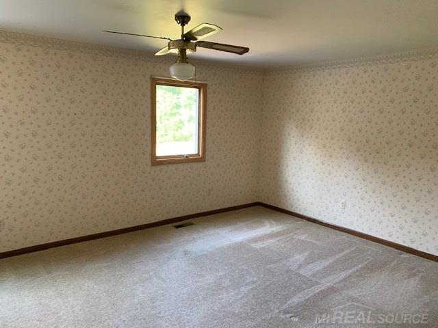 890 East Romeo Road Oakland, MI 48363 - Photo 15 of 30 50021536-14.JPG