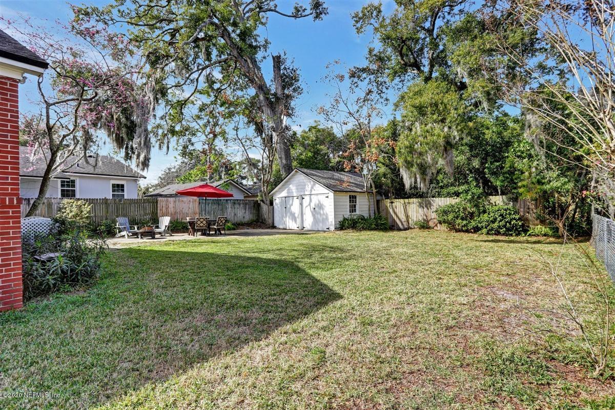 3940 Gadsden Road Jacksonville, FL 32207 - Photo 15 of 17 a front view of a house with garden