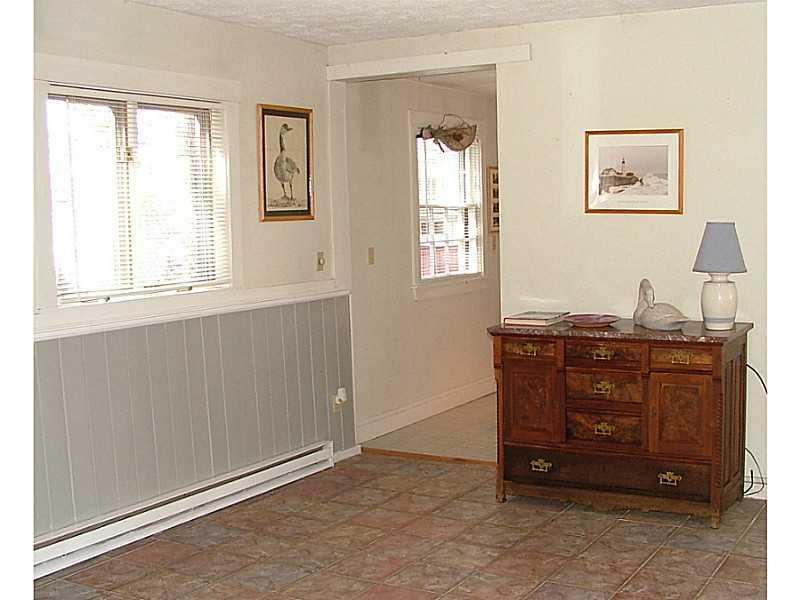 186 Cottage Road Windham, ME 04062 - Photo 11 of 23 Den/Family/Great Room.