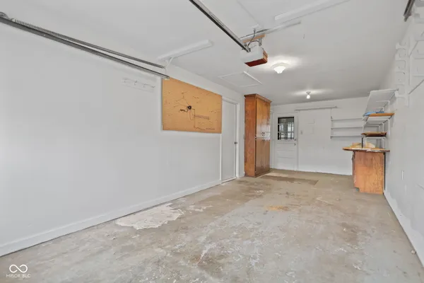 $2,000 | 8856 Moll Drive, Fishers, IN 46038