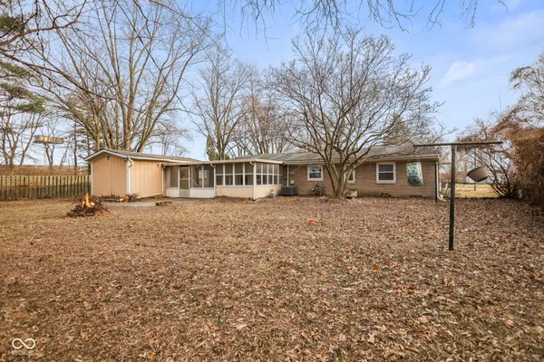 $2,000 | 8856 Moll Drive, Fishers, IN 46038