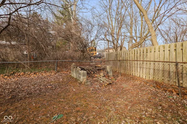 $2,000 | 8856 Moll Drive, Fishers, IN 46038