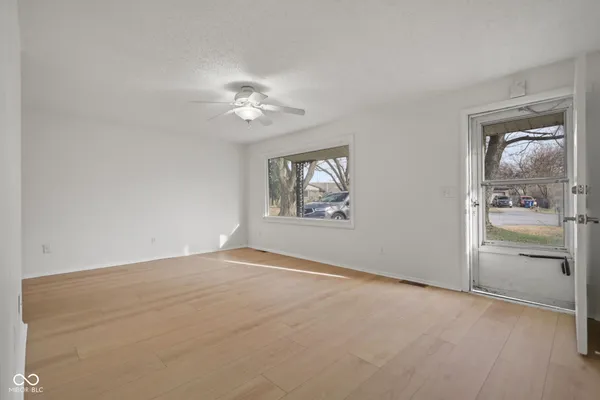 $2,000 | 8856 Moll Drive, Fishers, IN 46038