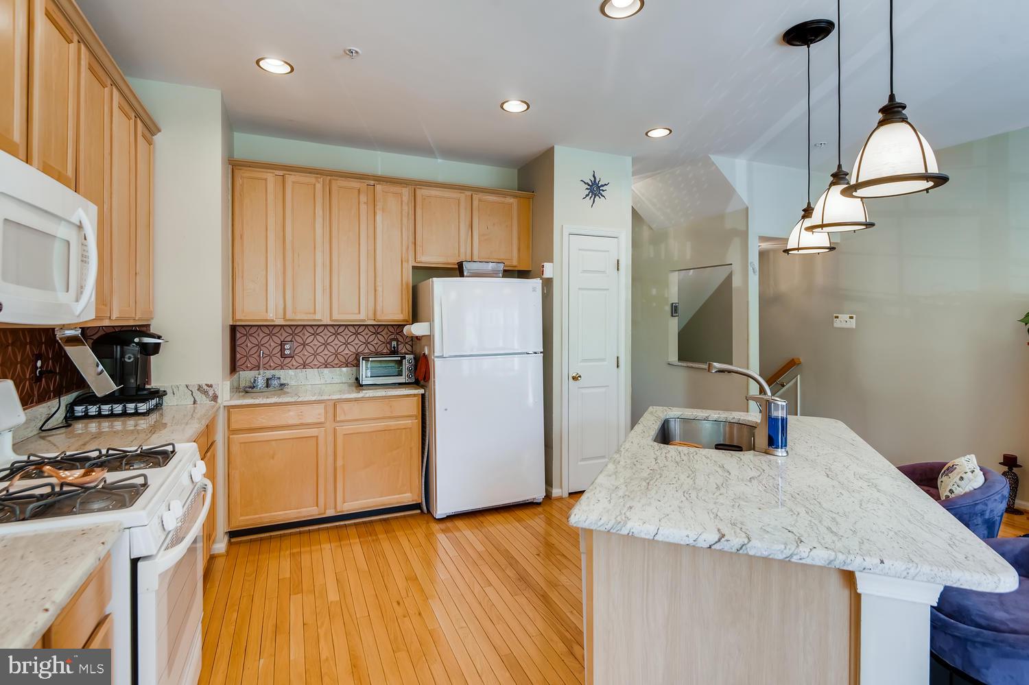 701 Gaither Road Rockville, MD 20850 - Photo 12 of 28 Gallery Image 12