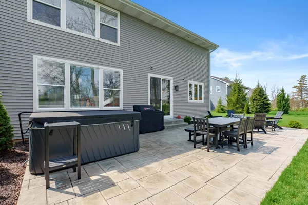 $710,000 | 6200 Mcgillicuddy Lane, Portage, MI 49024