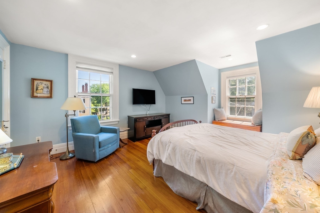 7 Hamilton Street, Unit 3 Salem, MA 01970 - Photo 22 of 30