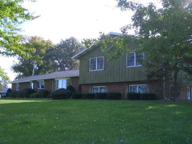 3234 North Meyer Road Vincennes, IN 47591 - Photo 1 of 9 Gallery Image 1